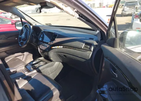 2019 Honda Pilot Touring z USA, uszkodzony, nr VIN 5FNYF6H60KB088890